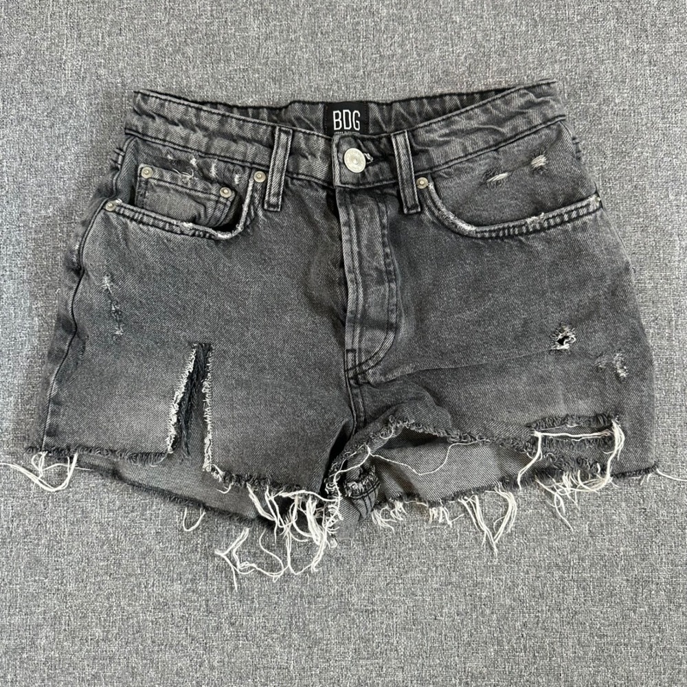 BDG Urban‎ Outfitters Summer Cutoff Shorts 27 Washed Black Distressed Denim Y2K